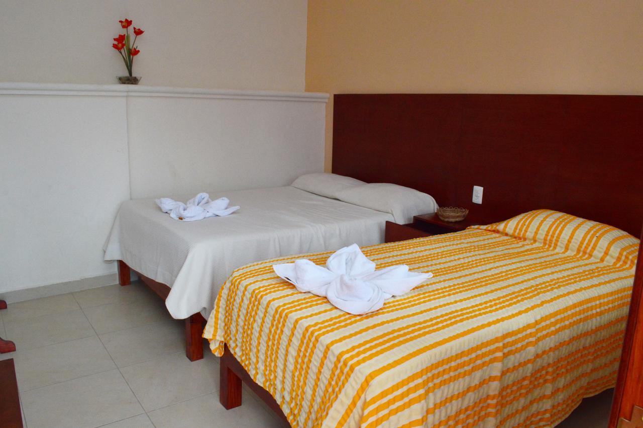 Hotel Las Mestizas Valladolid  Buitenkant foto