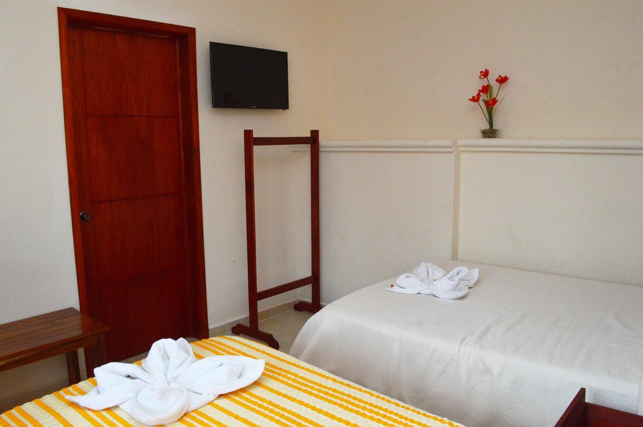 Hotel Las Mestizas Valladolid  Buitenkant foto