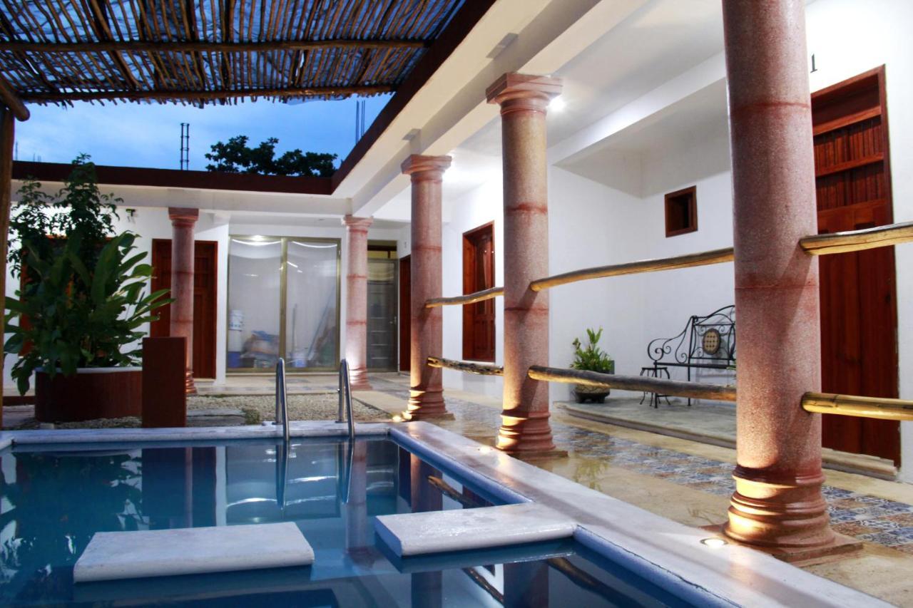 Hotel Las Mestizas Valladolid  Buitenkant foto