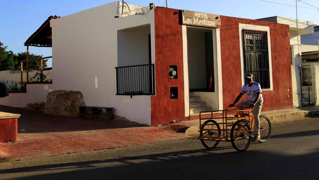 Hotel Las Mestizas Valladolid  Buitenkant foto